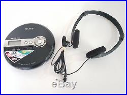 Sony CD Walkman D-NF340 CD-R/RW MP3 Player G-Protection FM Radio tested working