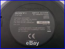 Sony CD Walkman D-NF340 CD-R/RW MP3 Player G-Protection FM Radio tested working