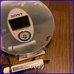 Sony CD Walkman D-Ne800 Portable Audio Player With Remote Control Used