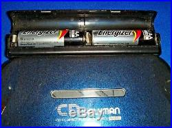 Sony CD Walkman Discman D-e900 Ac Adapter, Battery Pack, Remote & Earbuds Rare