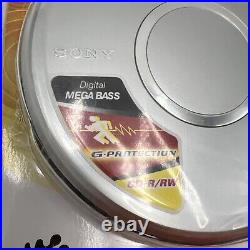 Sony CD Walkman Portable Compact Disc Player Silver (D-EJ011/SC) Package Damaged