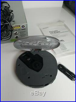 Sony CD Walkman portable cd player / Discman Model D-EJ621 Silver NEW