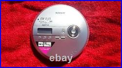 Sony Cd Walkman D-NE241 (Silver) from Japan -BRAND NEW- see photos
