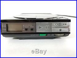 Sony Compact Disc Compact Player D-50 with AC Adapter AC-D50