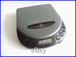 Sony D-111 CD Discman 1bit DAC MEGA BASS Line-out JAPAN