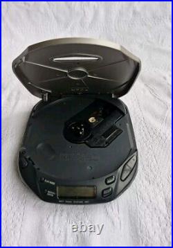 Sony D-181 Portable CD Compact Disc Player Discman Near Mint Boxed Rare