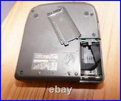 Sony D-202 Portable Discman Audiophile CD Player Digital Audio Rest