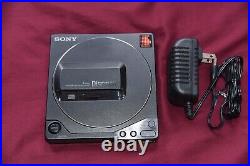 Sony D-25 Discman CD Player Working