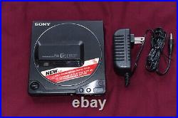 Sony D-25 Discman Personal CD Player Working