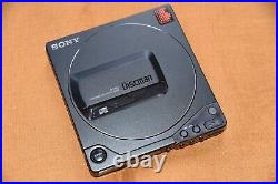 Sony D-25 Discman Personal CD Player Working