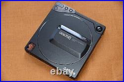 Sony D-25 Discman Personal CD Player Working