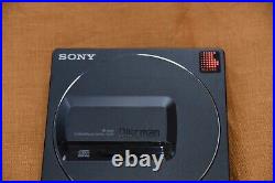 Sony D-25 Discman Personal CD Player Working