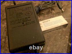Sony D-25 Discman Vintage (non working)