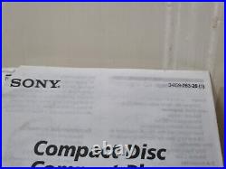 Sony D-25 cd player and case