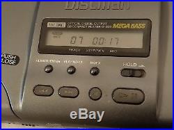 Sony D-303 Discman Portable Compact Disc CD Player 1bit DAC Mega Bass Gray