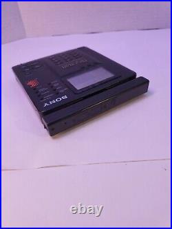 Sony D-35 Vintage CD Discman+ Case+Headphone. Quit Reading Disc