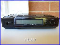 Sony D-555 Discman Accende E Non Riconosce CD
