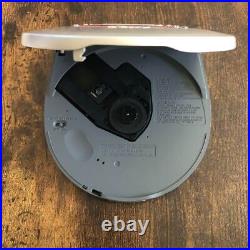 Sony D-777 CD Walkman Portable CD Player with Remote, Earphone Japan