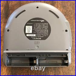 Sony D-777 CD Walkman Portable CD Player with Remote, Earphone Japan