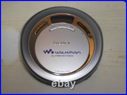 Sony D-E666 Portable CD Player Walkman with remote control Vintage Audio Good JP