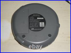 Sony D-E666 Portable CD Player Walkman with remote control Vintage Audio Good JP