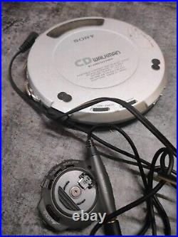 Sony D EJ 01 CD player With Remote and 4.5 V sony adapter and new lens