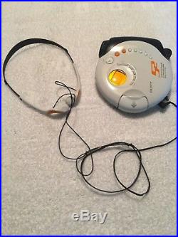 Sony D-FS601 S2 Sports CD Walkman Portable Disc Player VGC