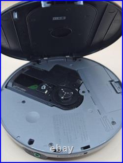 Sony D-NE241 CD Walkman Black Portable MP3 Player Japan Model Tested Used