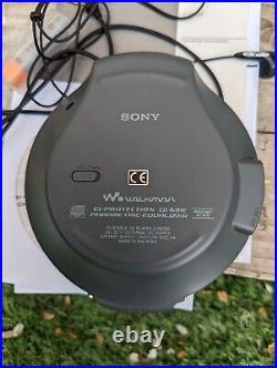 Sony D-NE520 ATRAC3Plus mp3 CD Walkman Portable Slim with inline remote