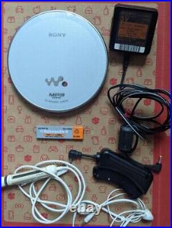 Sony D-NE730 White CD Walkman portable CD player Tested Working
