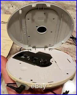 Sony D-NF340 CD Walkman MP3 Discman FM Radio Tested Working