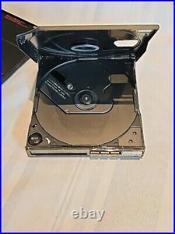 Sony D100 discman CD player for parts free shipping