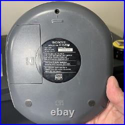 Sony DAC Walkman Portable CD/CDR RW MP3 CD Player D-CJ501 Silver TESTED WORKING