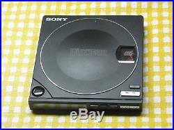 Sony DISCMAN D10 with BP100 Battery Pack and Wall Adapter, for Parts or Repair