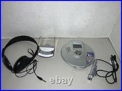 Sony DNE900 ATRAC/MP3 Walkman Personal Portable CD Player Silver (D-NE900)