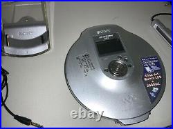 Sony DNE900 ATRAC/MP3 Walkman Personal Portable CD Player Silver (D-NE900)