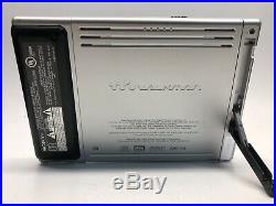 Sony DVD Walkman Portable DVD/CD Player Model D-VE7000S, WithRemote & AC Adapter