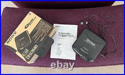 Sony Discman D-140 compact CD player with headphones, vintage, boxed