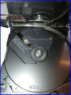 Sony Discman D-15 With Bp-100 Battery Pack