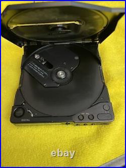 Sony Discman D-25 CD Player Excellent Cosmetic Condition Starts Doesnt Play CDs