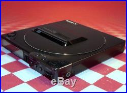 Sony Discman D-25 Vintage CD Player With Case And Ac Adapter