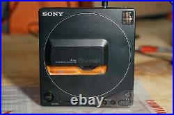 Sony Discman D-25 serviced working great-4 times oversampling line HP out