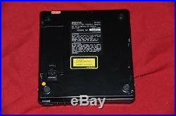 Sony Discman D-250 D-25 Portable CD Player Digital Working