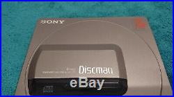 Sony Discman D-250, compact disc player. Defect