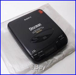 Sony Discman D-33 Compact CD Player In Box EXCELLENT CONDITION! Mega Bass