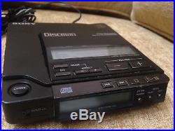 Sony Discman D-555 CD Player Vintage Good Condition turns on only and skips