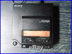 Sony Discman D-555 Portable CD Player Vintage Good Cosmetic Condition 09/1990