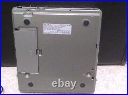Sony Discman D-90 For Repair & MDR-62 Headphones Working, Battery Insert, Case