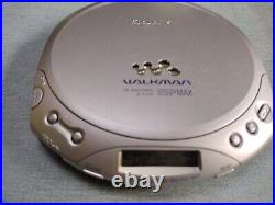 Sony Discman D-E221 CD Walkman Personal CD Player Silver TESTED FULLY WORKING