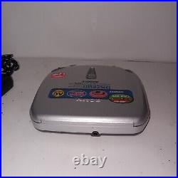 Sony Discman ESP2 Groove Steady Sound CD Player D-E406CK Bundle